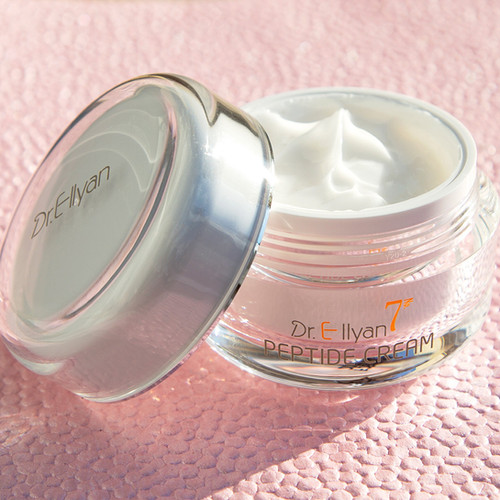 Dr. Ellyan Peptide Cream jar close-up